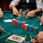 what is the 5 card rule in Texas Hold ’em?