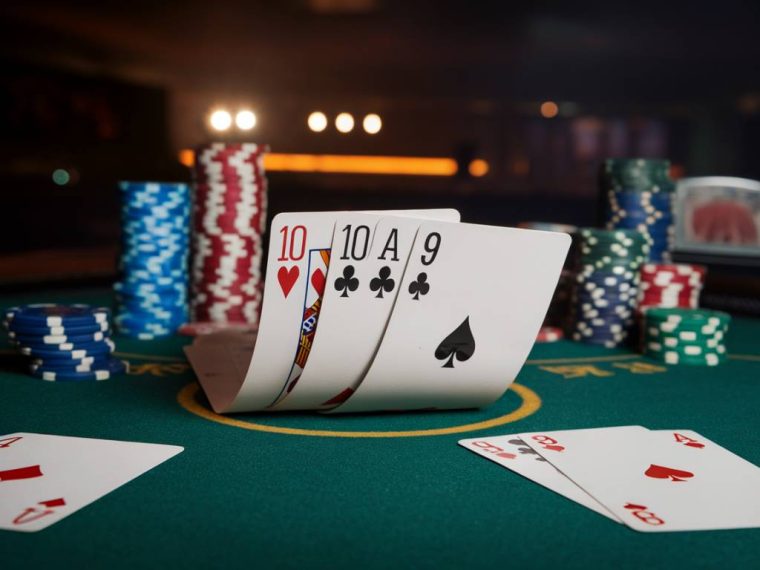 how can you have 2 pairs in Texas Hold 'em?